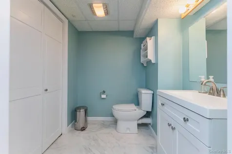 21 Amy Court Kingston NY 12401