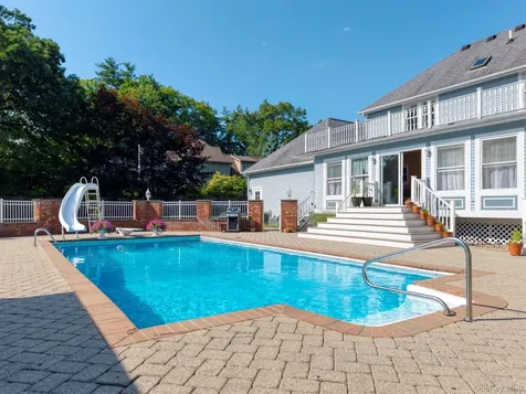 21 Amy Court Kingston NY 12401