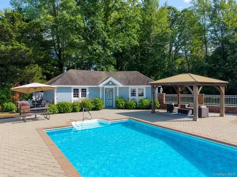 21 Amy Court Kingston NY 12401