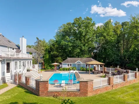 21 Amy Court Kingston NY 12401