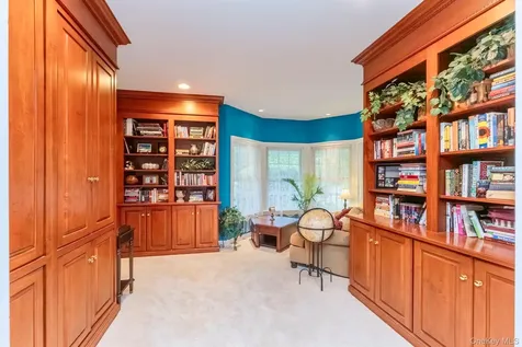 21 Amy Court Kingston NY 12401