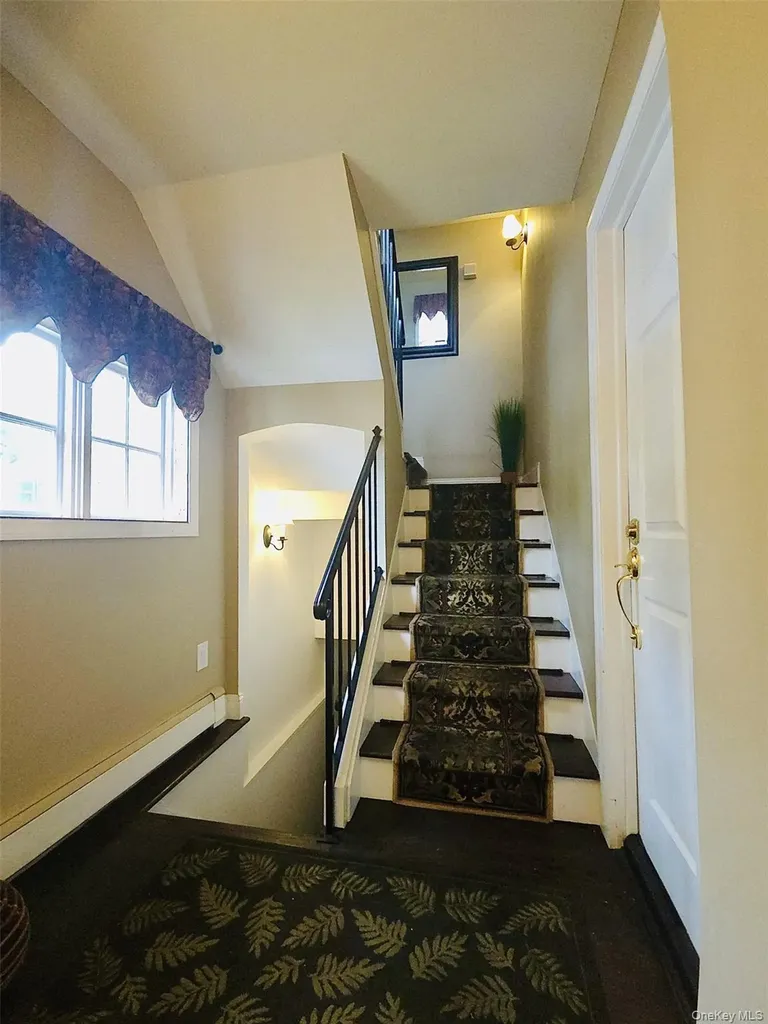 1114 1st Avenue New Hyde Park NY 11040