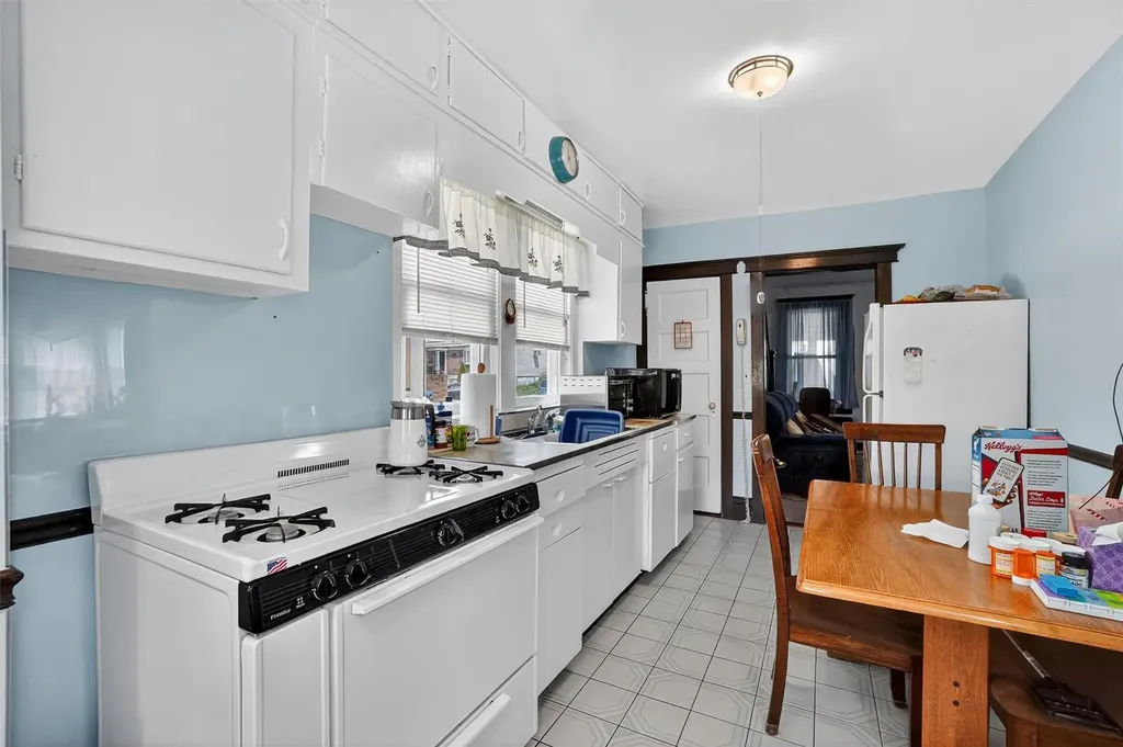 46 Bainton Street Yonkers NY 10704