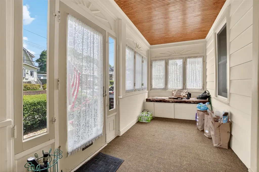 46 Bainton Street Yonkers NY 10704