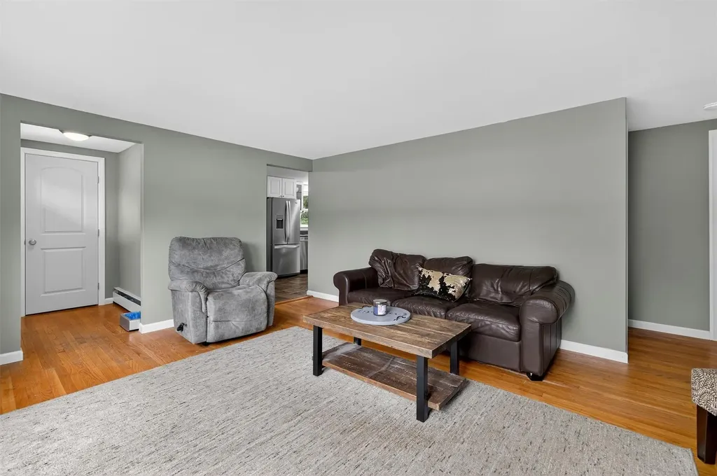 14 Provost Drive New Windsor NY 12553