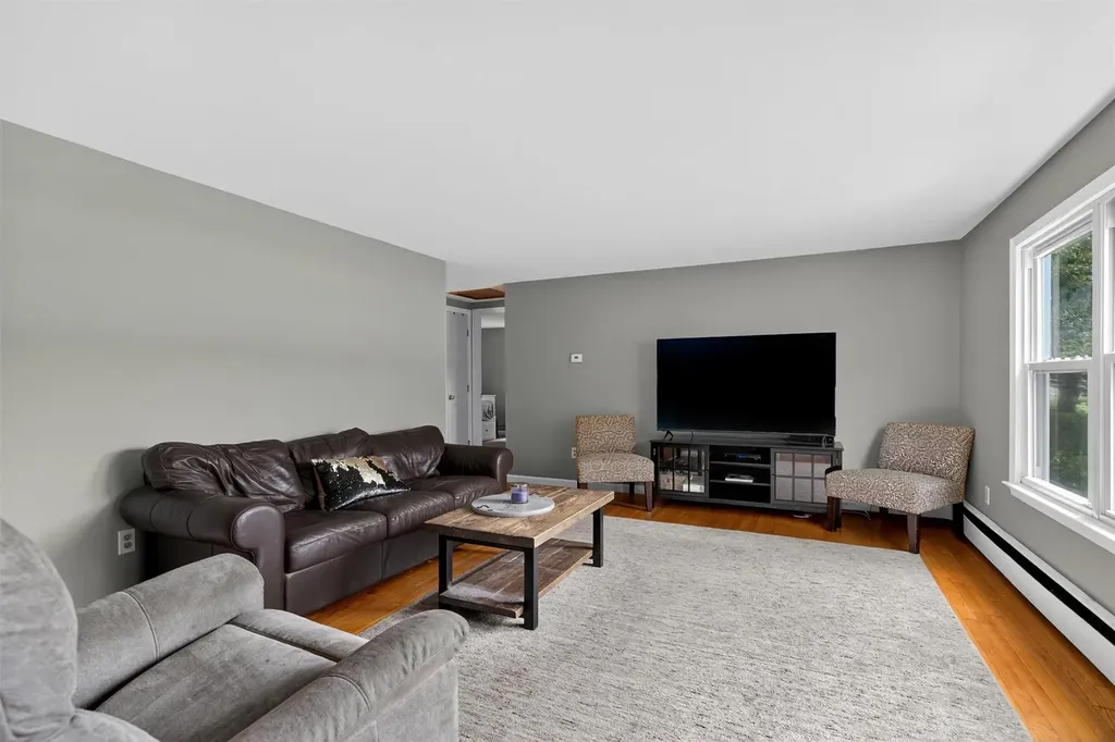 14 Provost Drive New Windsor NY 12553