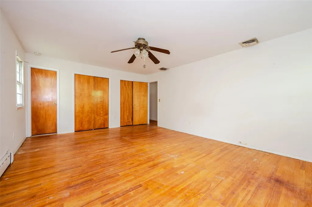 615 E Olive Street Long Beach NY 11561