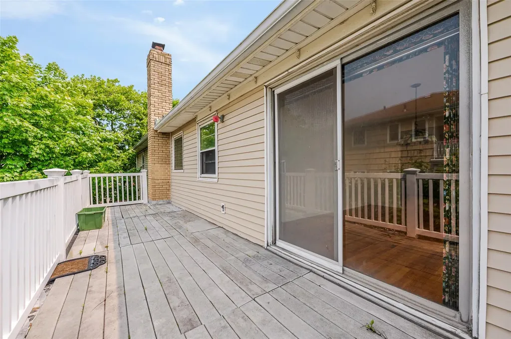 615 E Olive Street Long Beach NY 11561