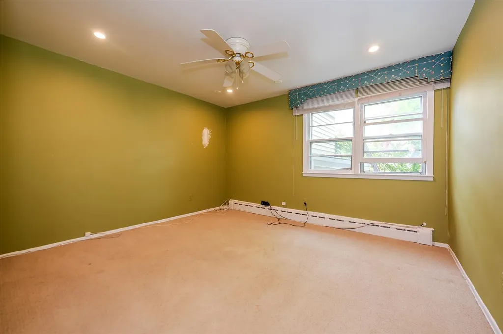 615 E Olive Street Long Beach NY 11561