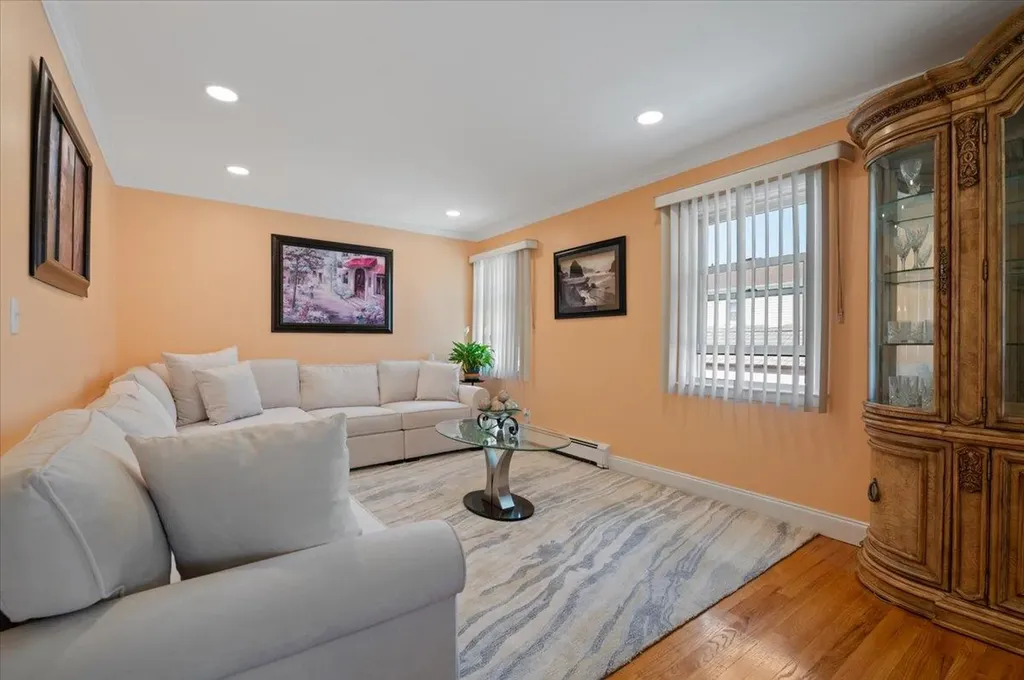 918 Clay Street Baldwin NY 11510