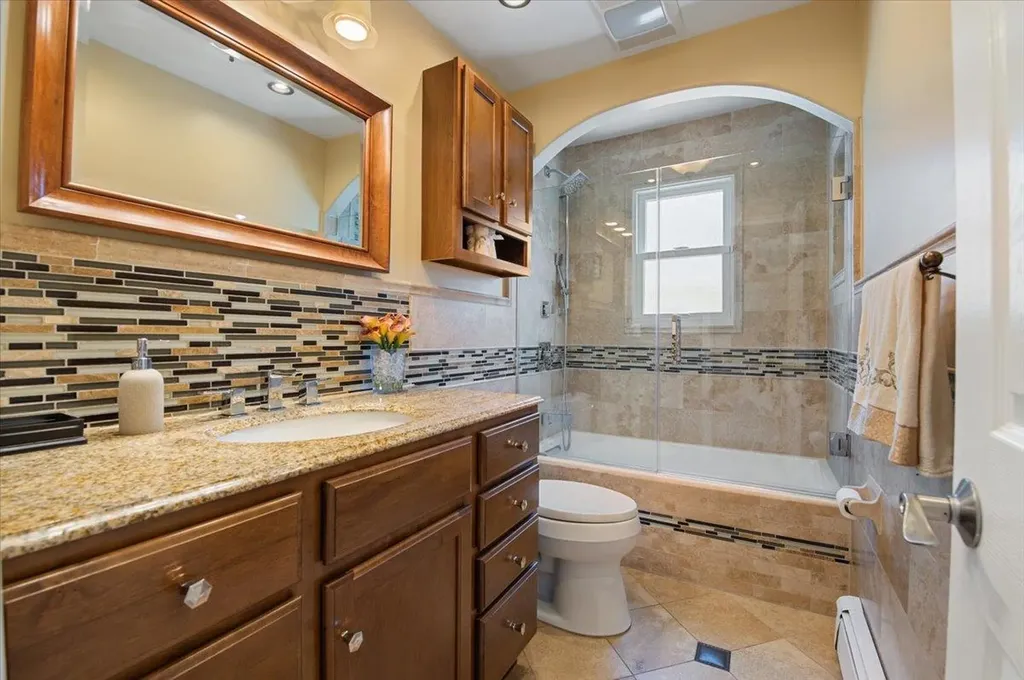 918 Clay Street Baldwin NY 11510