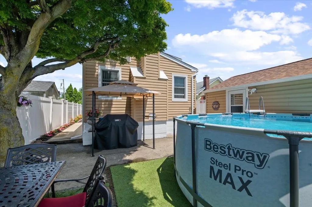 918 Clay Street Baldwin NY 11510