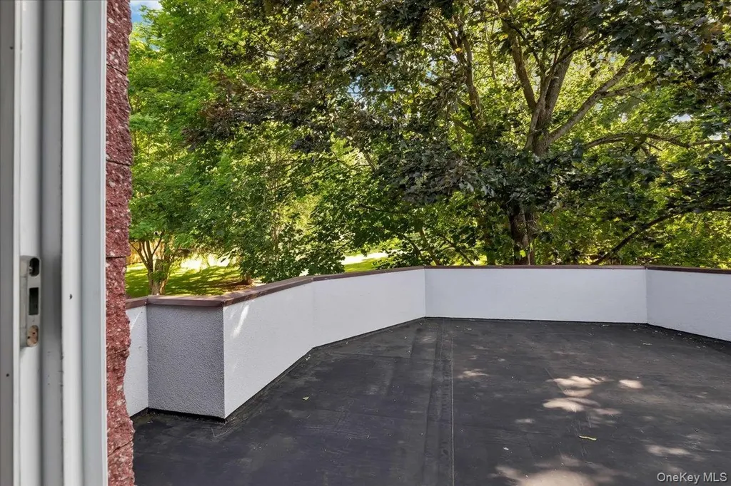 3140 State Route 5s Call Listing Agent NY 13339