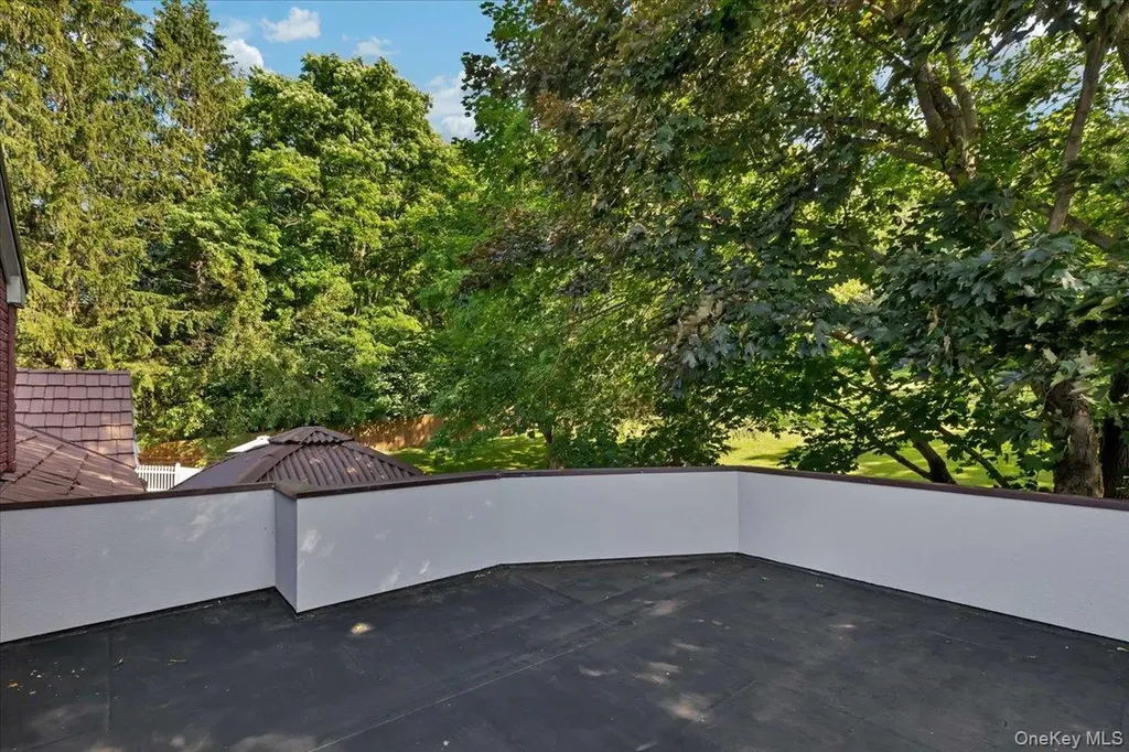 3140 State Route 5s Call Listing Agent NY 13339