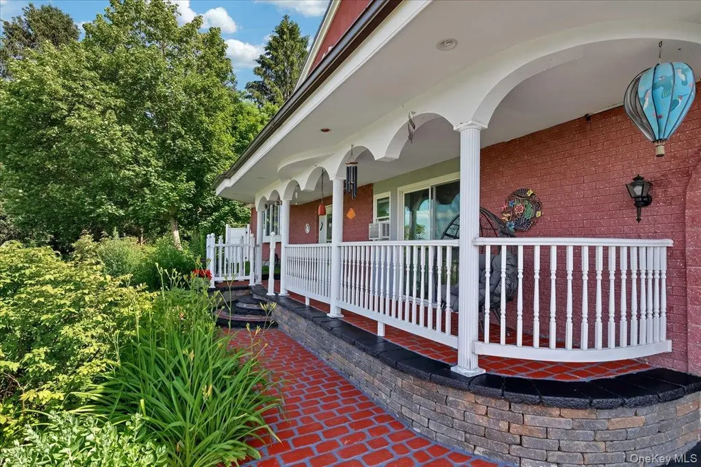 3140 State Route 5s Call Listing Agent NY 13339