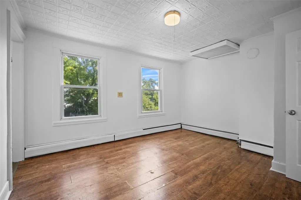 96 Cedar Street Kingston NY 12401