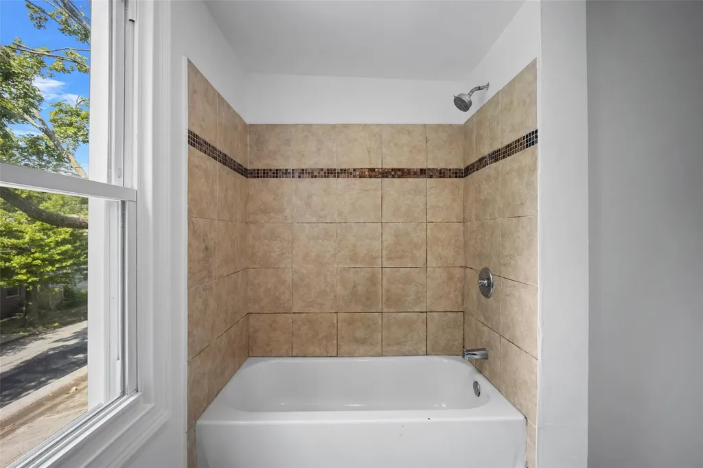 96 Cedar Street Kingston NY 12401