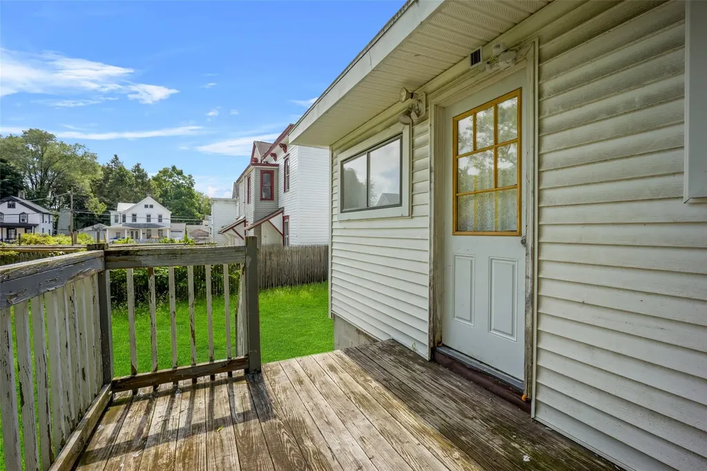 96 Cedar Street Kingston NY 12401