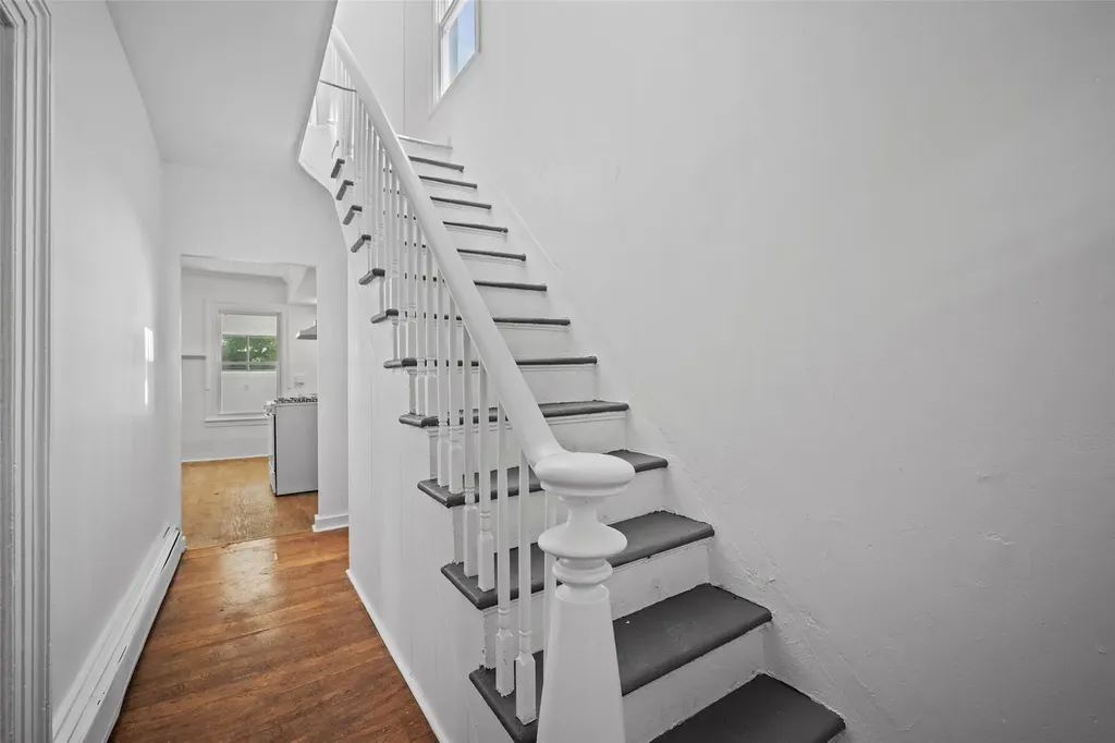 96 Cedar Street Kingston NY 12401