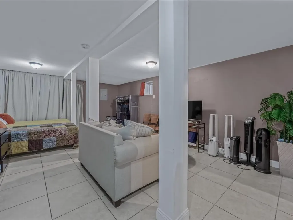 2677 Heath Avenue Bronx NY 10463