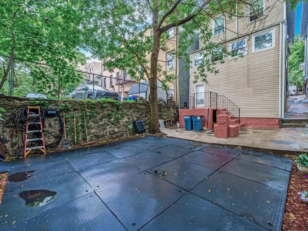 2677 Heath Avenue Bronx NY 10463