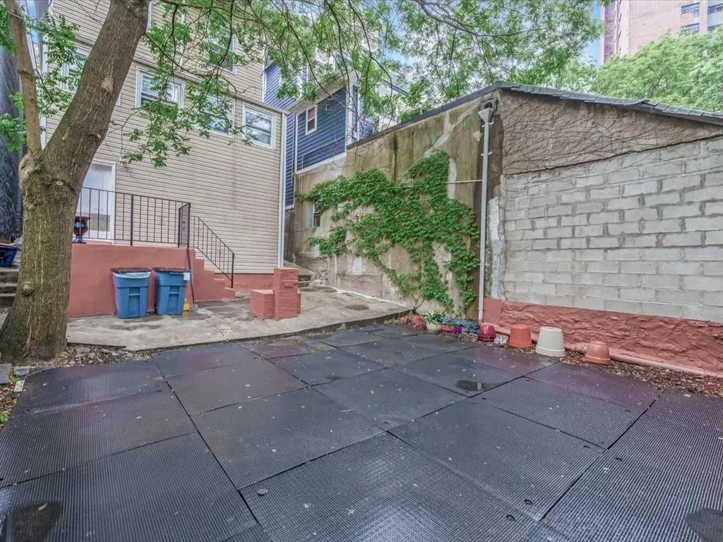 2677 Heath Avenue Bronx NY 10463