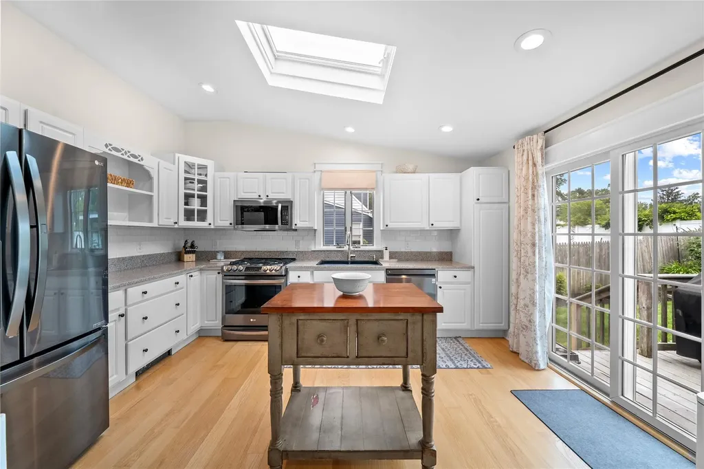 80 Kobb Boulevard West Islip NY 11795