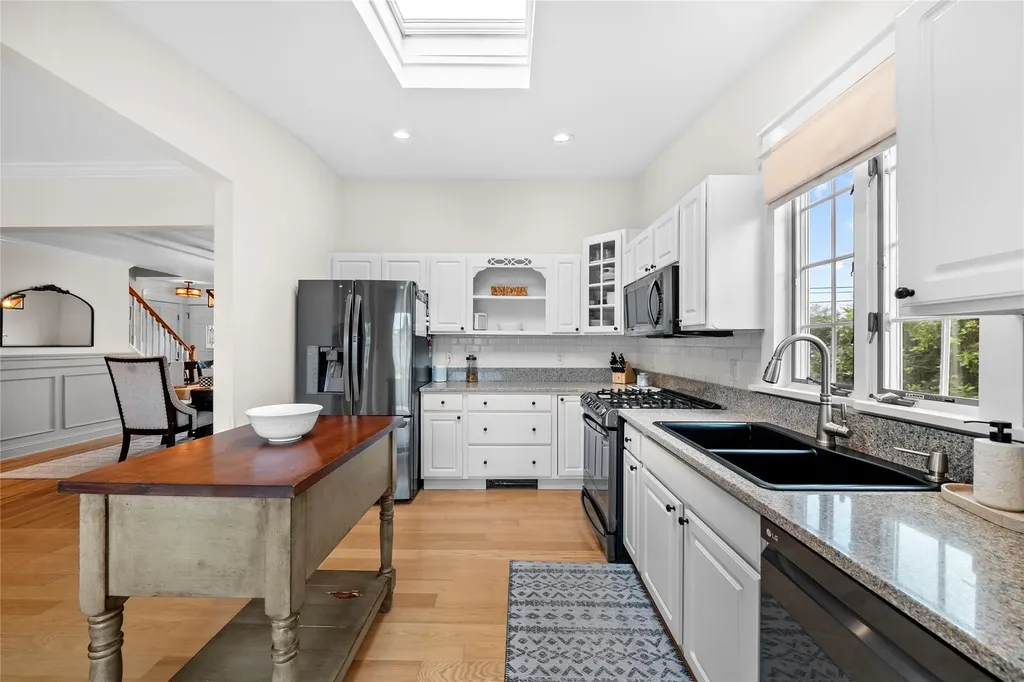 80 Kobb Boulevard West Islip NY 11795