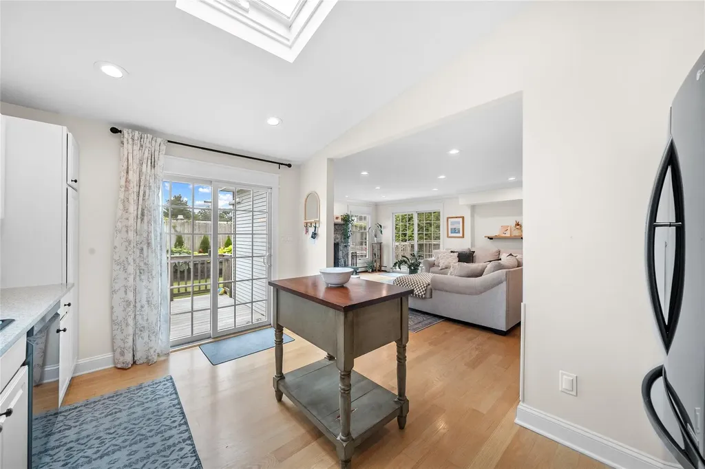 80 Kobb Boulevard West Islip NY 11795