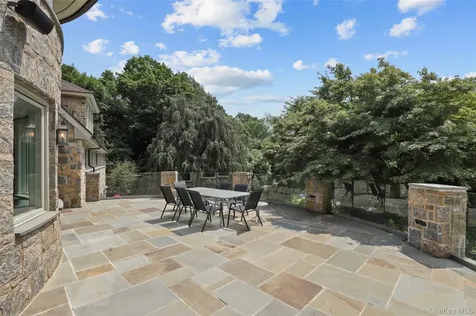 383 Woodlands Road Harrison NY 10528