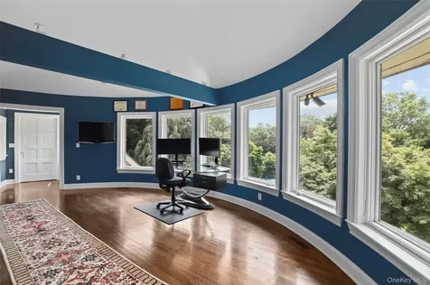 383 Woodlands Road Harrison NY 10528