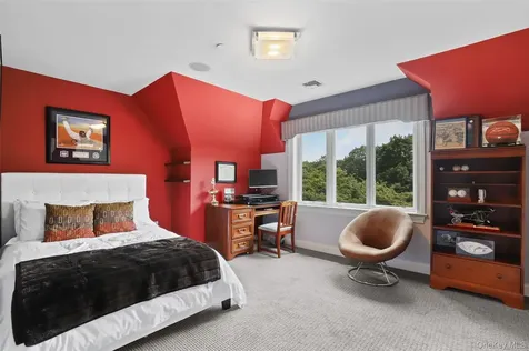 383 Woodlands Road Harrison NY 10528