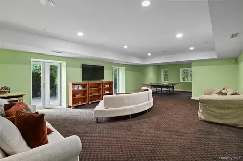 383 Woodlands Road Harrison NY 10528