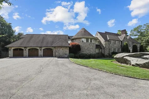 383 Woodlands Road Harrison NY 10528