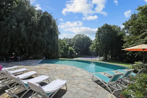 383 Woodlands Road Harrison NY 10528