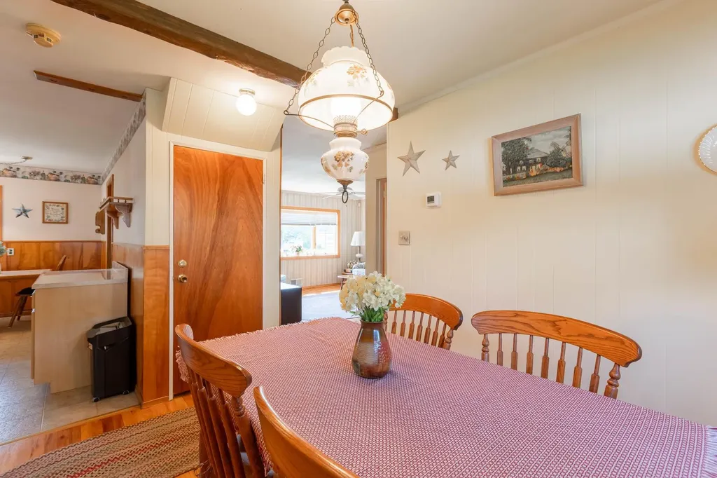 1668 Manatuck Boulevard Bay Shore NY 11706