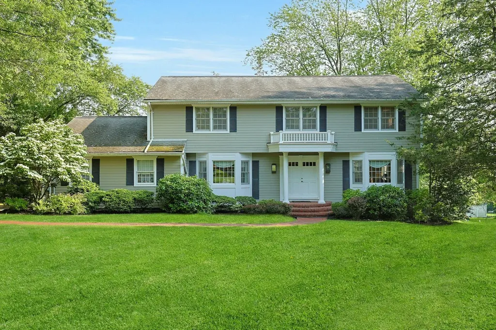 3 Mellis Place Valhalla NY 10595