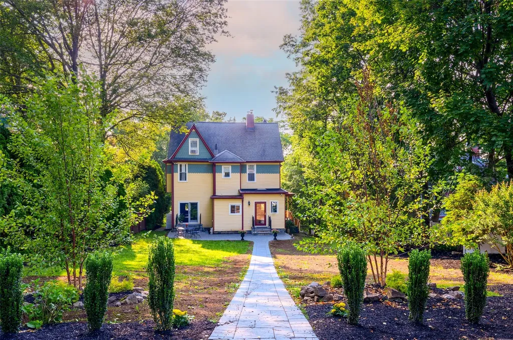 33 Ridge Road Ardsley NY 10502