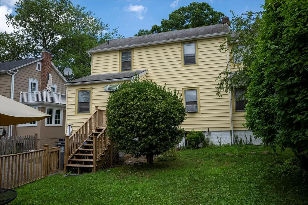 11 Ogden Avenue White Plains NY 10605