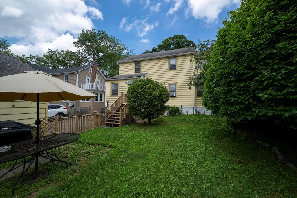 11 Ogden Avenue White Plains NY 10605