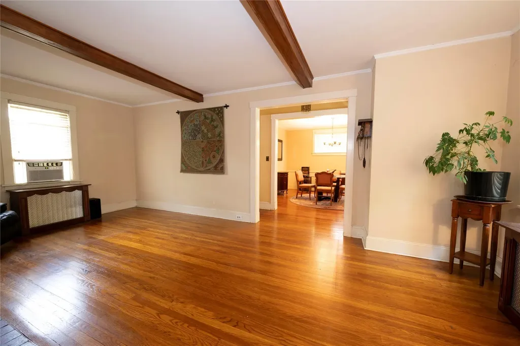 11 Ogden Avenue White Plains NY 10605