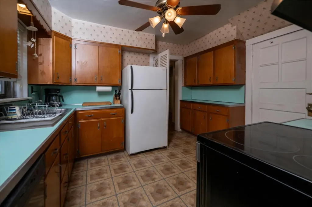11 Ogden Avenue White Plains NY 10605