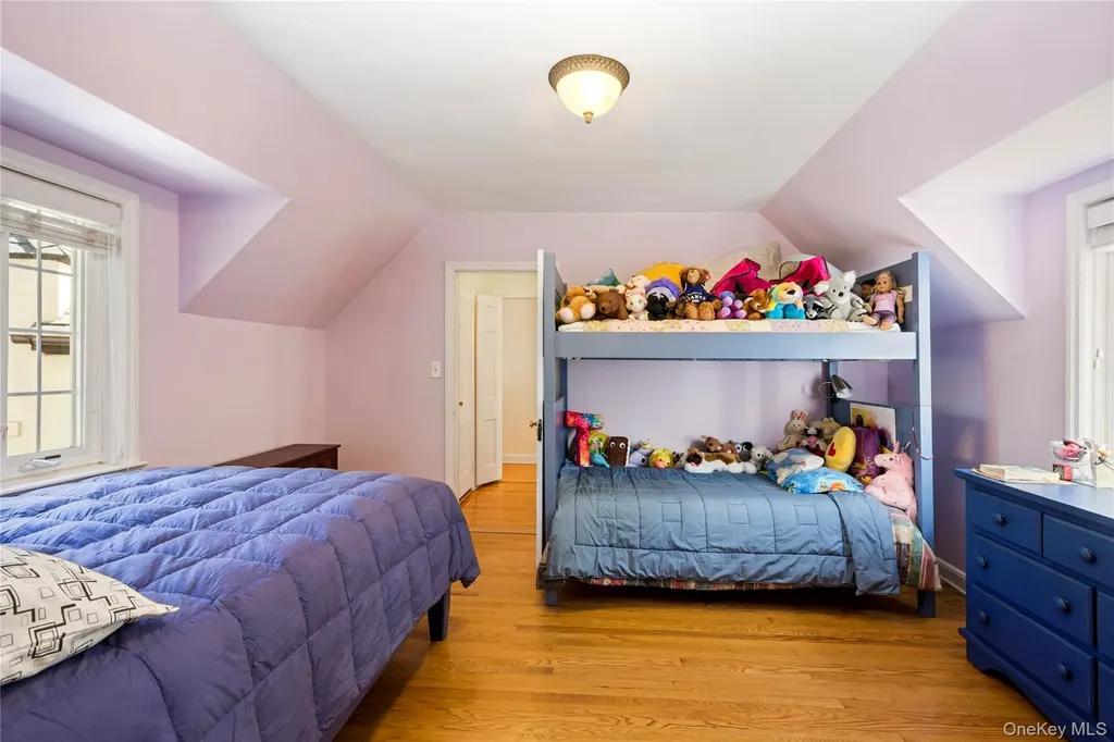 4600 Grosvenor Avenue Bronx NY 10471