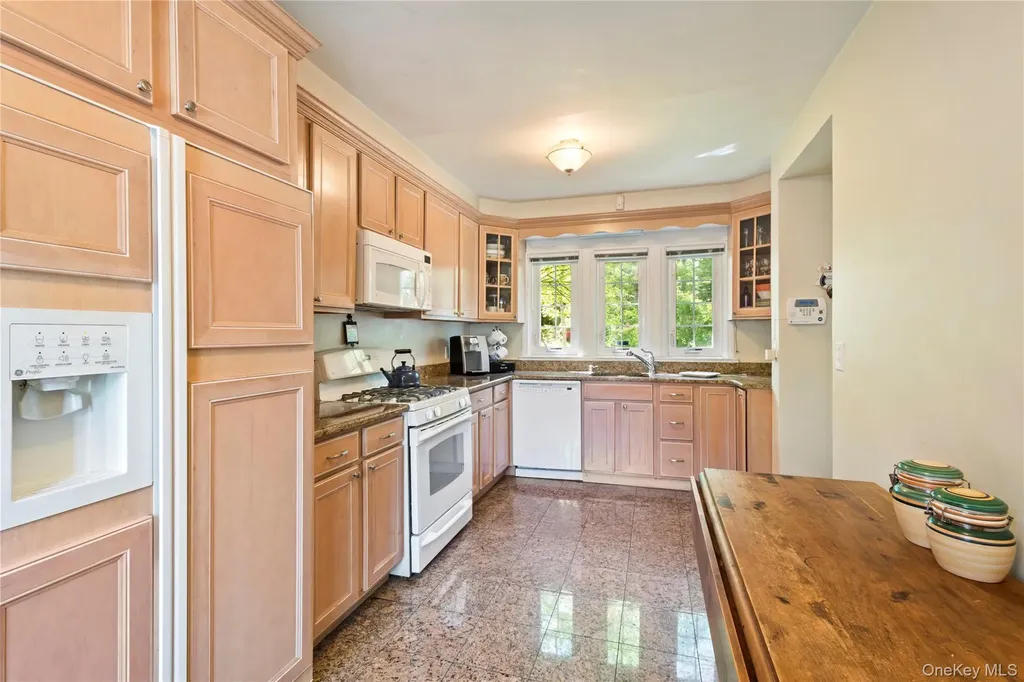 4600 Grosvenor Avenue Bronx NY 10471