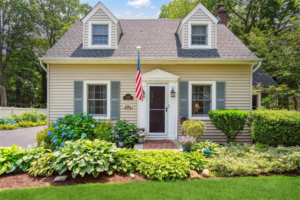 3160 Birch Place Wantagh NY 11793