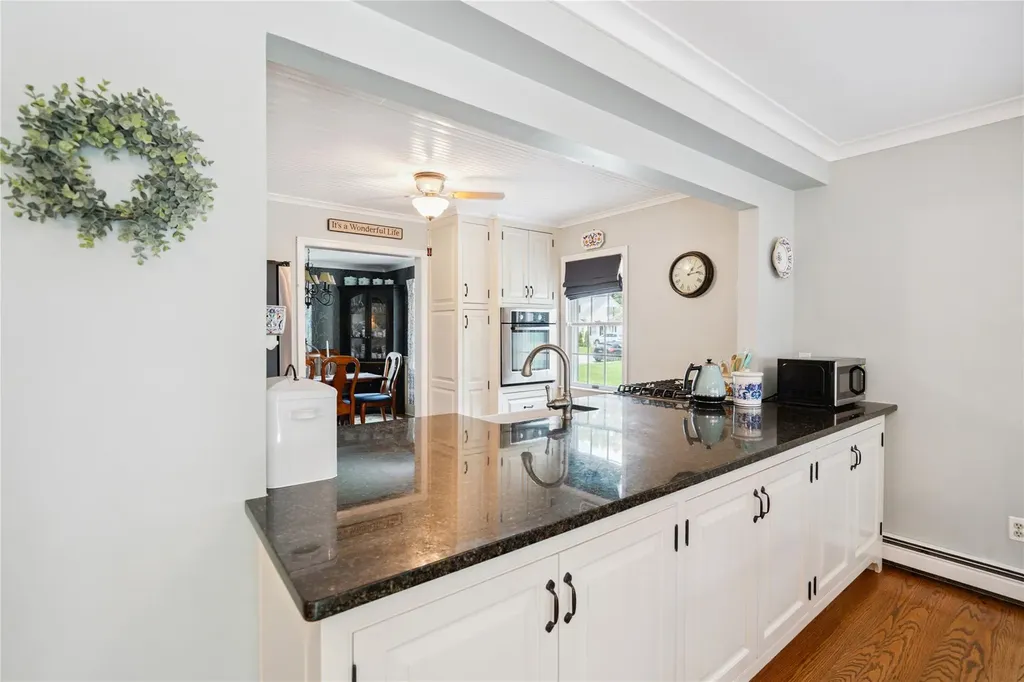 3160 Birch Place Wantagh NY 11793