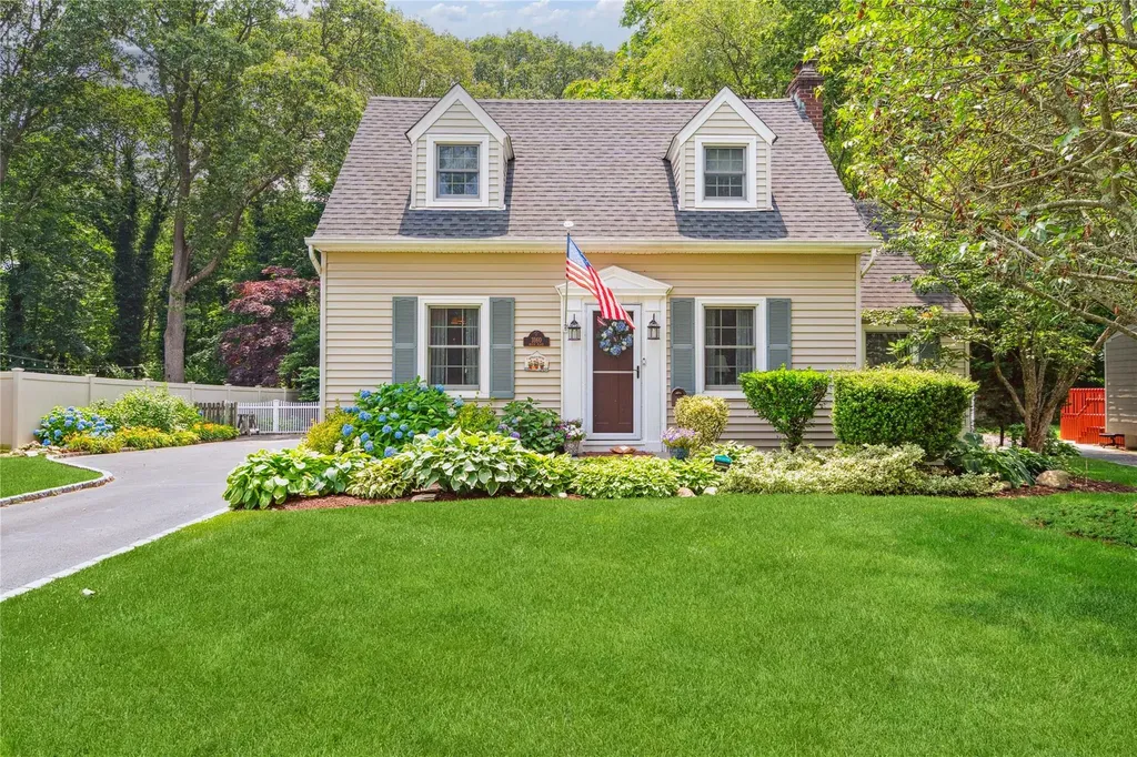 3160 Birch Place Wantagh NY 11793