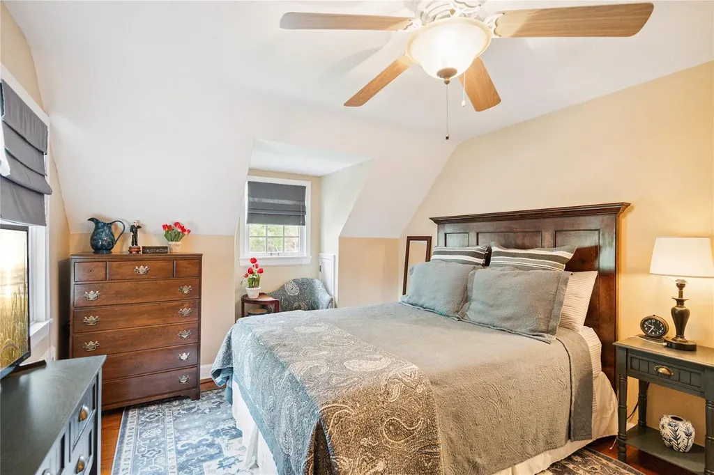 3160 Birch Place Wantagh NY 11793