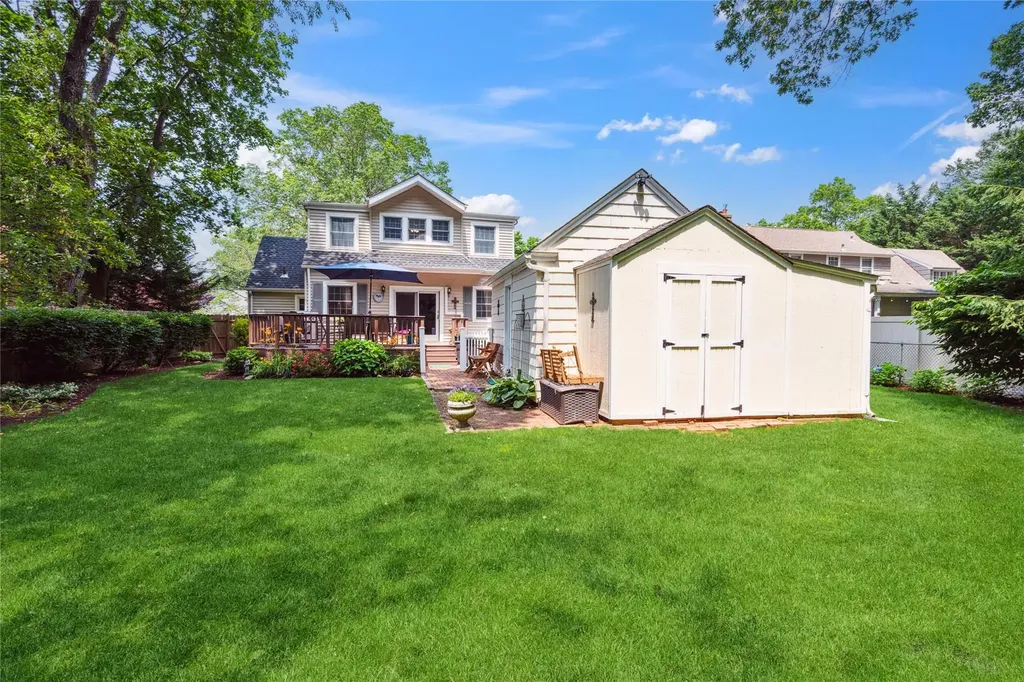 3160 Birch Place Wantagh NY 11793