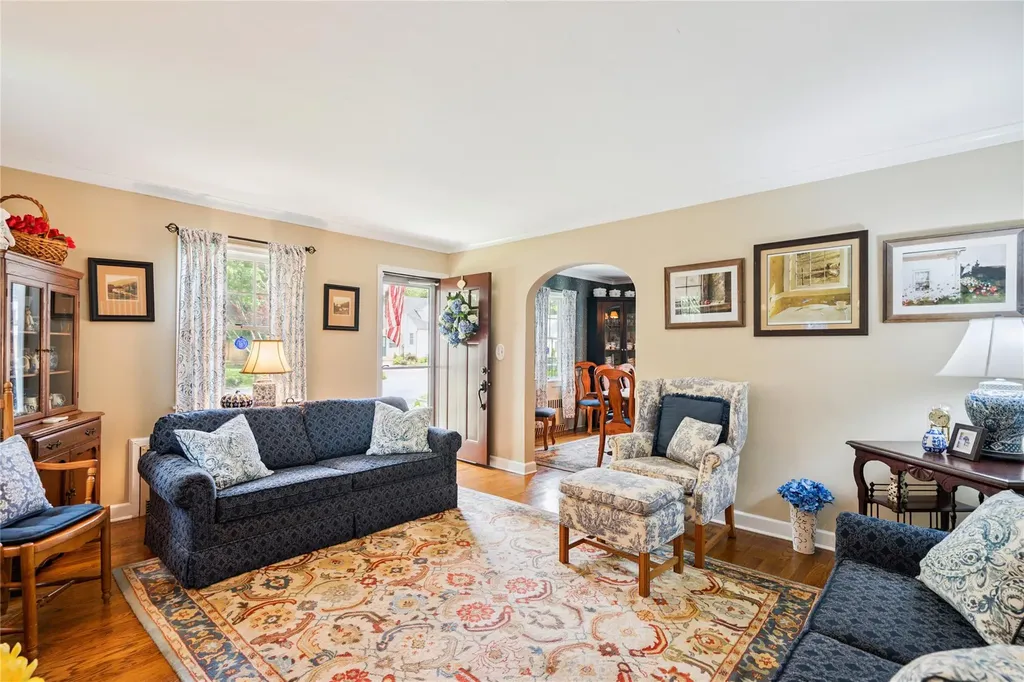 3160 Birch Place Wantagh NY 11793